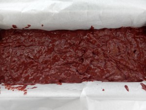 Recept chocolade rode bieten cake beslag in vorm (Medium)